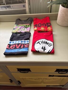 Various - Kids Graphic T-Shirts